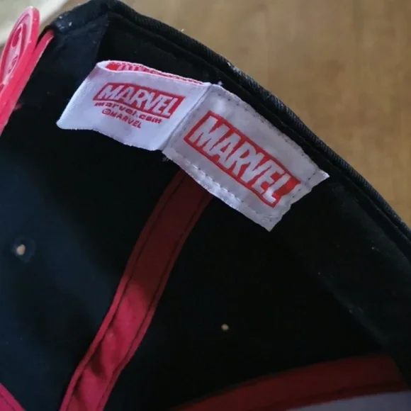 Deadpool marvel snapback hat. Streetwear, comics. Unisex. EUC - Picture 3 of 4